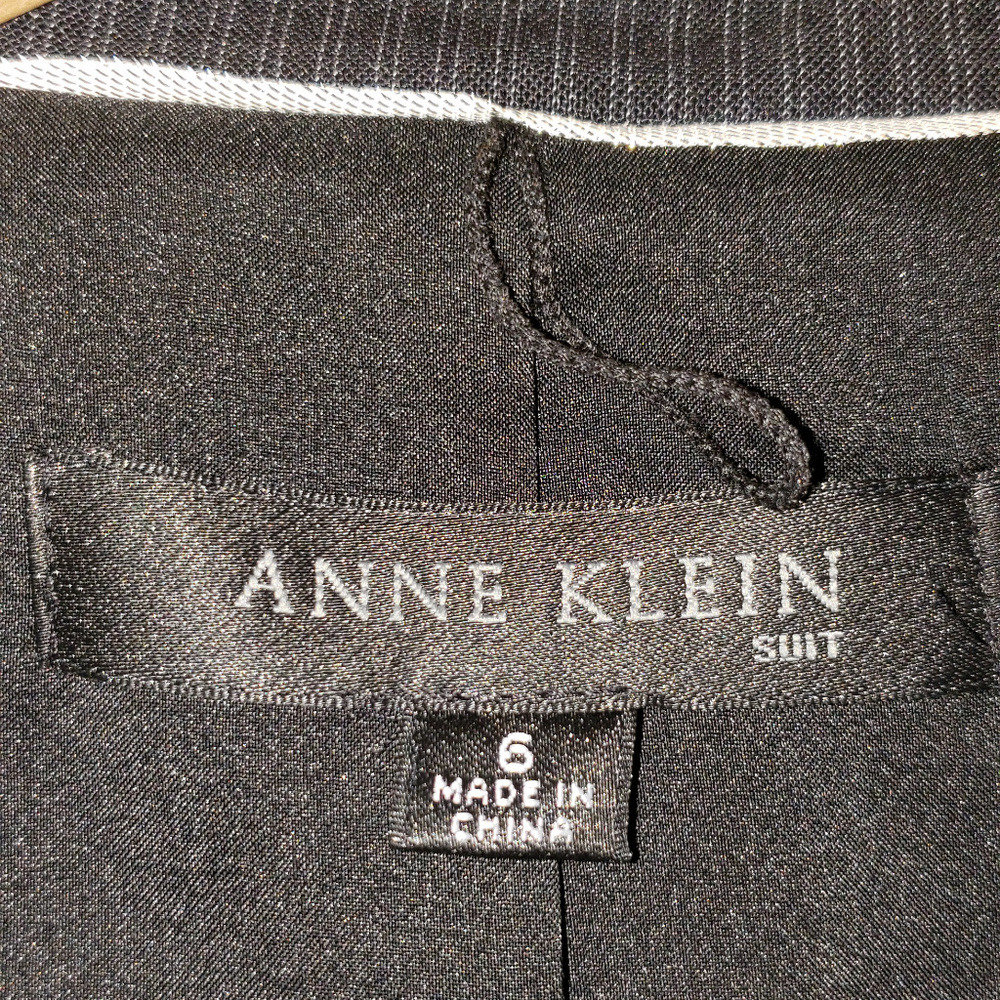 Ann Klein blazer Suits - Picture 2 of 7